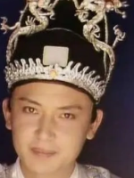 小说红楼梦中北静王与忠顺王是如何争夺蒋玉函的？